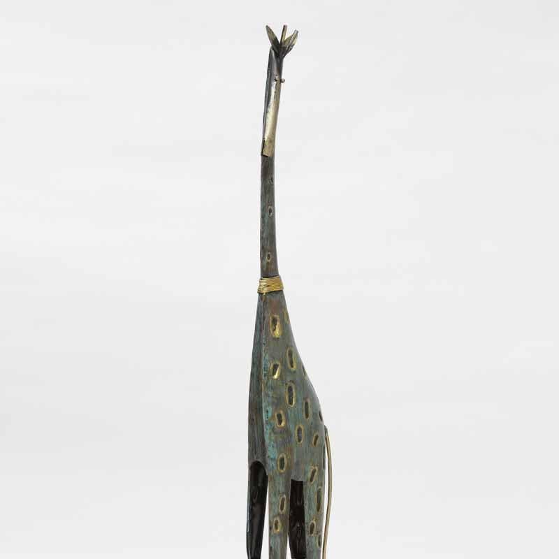 Evama Giraffe Accent Piece media 3