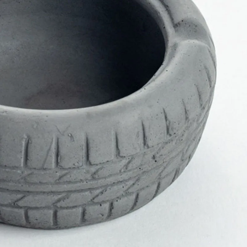 Tyre Ash Tray media 3