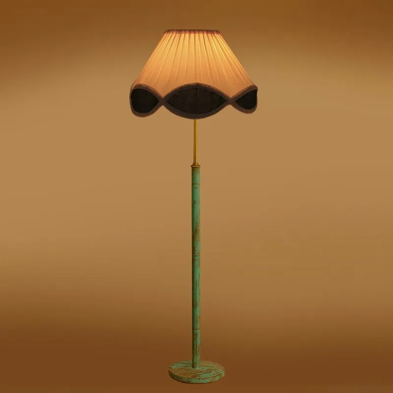 Cozy Nest Wooden Floor Lamp - White & Black media 7