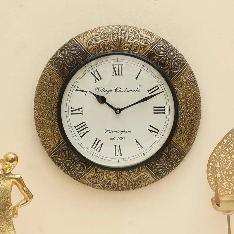Lustrous Hour Analog Wall Clock media 1