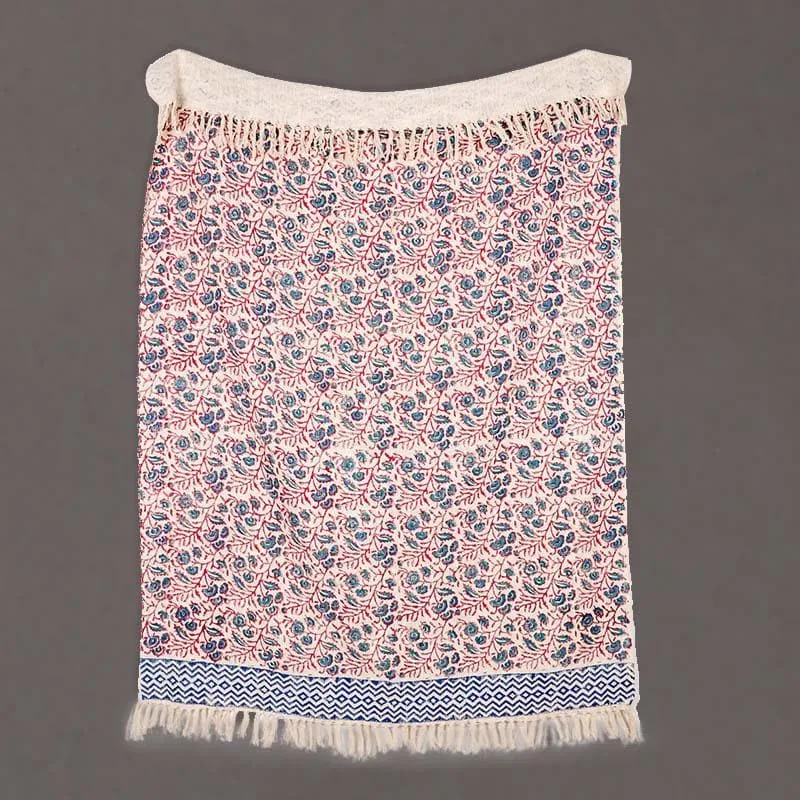Red & Blue Handblock Printed Throw media 1