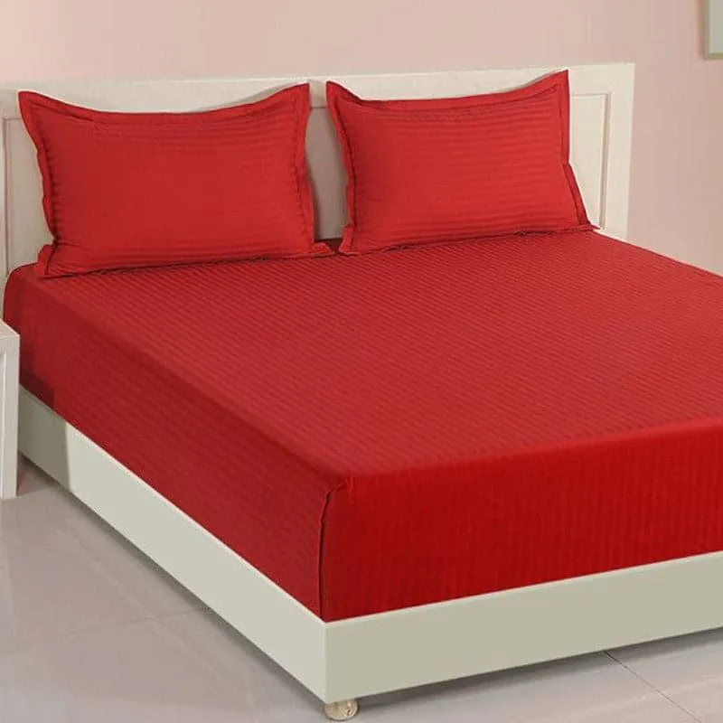 Swayam Aamodh Solid Cotton Bedsheet (Red) - 400 TC media 3