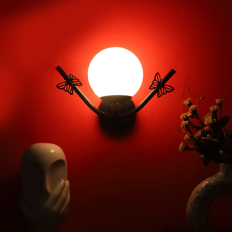 Ligna Iron Wall Lamp media 4