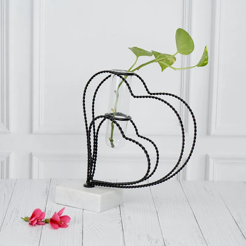 Crossed Hearts Planter - Black media 1