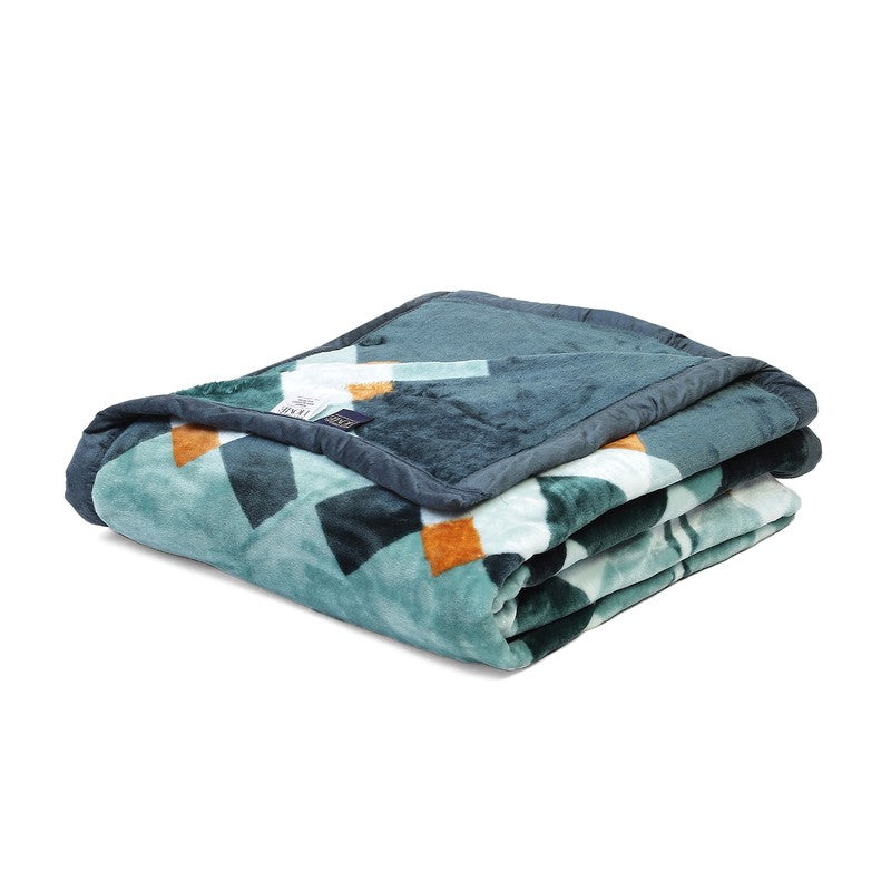 Monte Carlo Aqua Mosaic Blanket - 550 GSM media 5