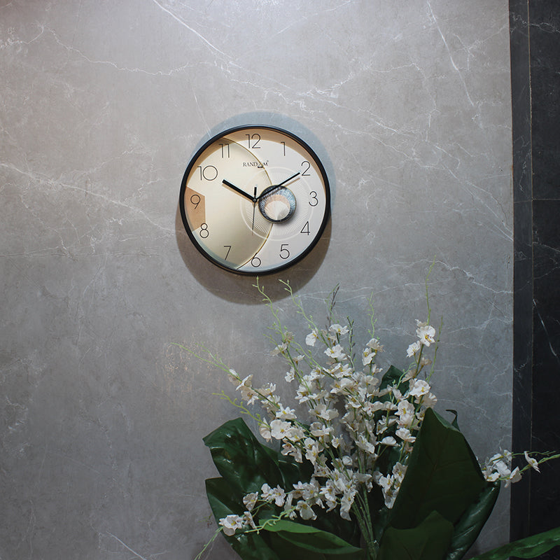 Zurvan Analog Wall Clock