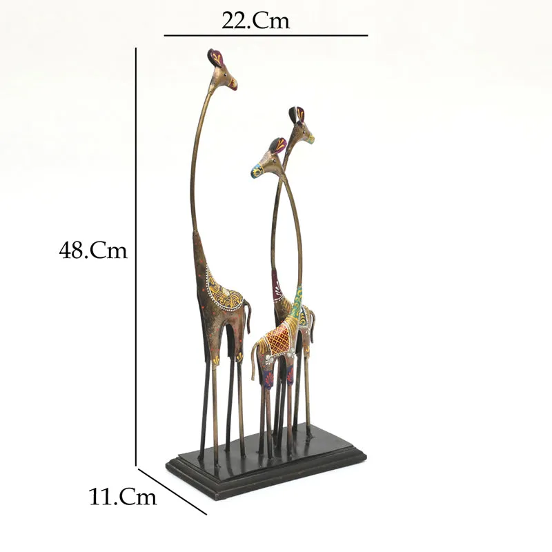 Auric Giraffe Trio Showpiece media 5