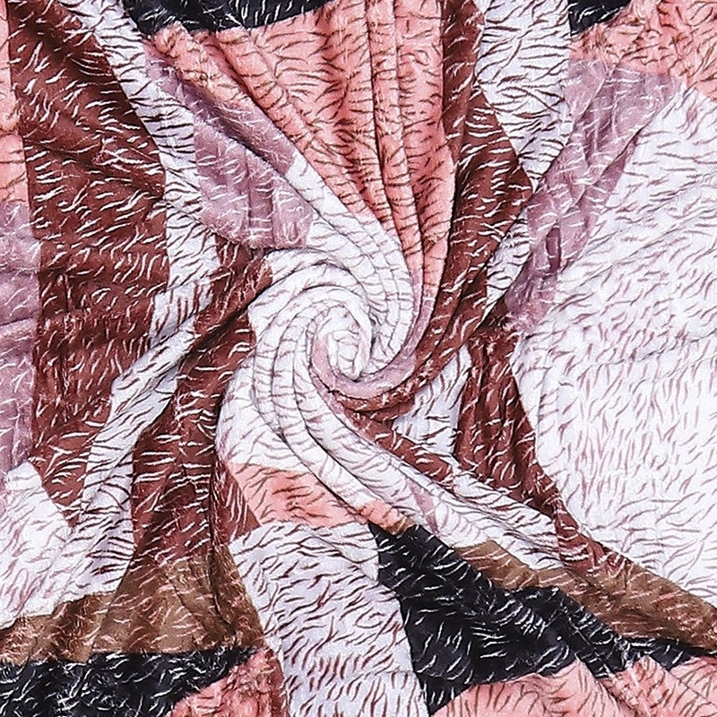 Monte Carlo Patchora Geometric Print Polyester Blanket (Pink) - 233 GSM media 6