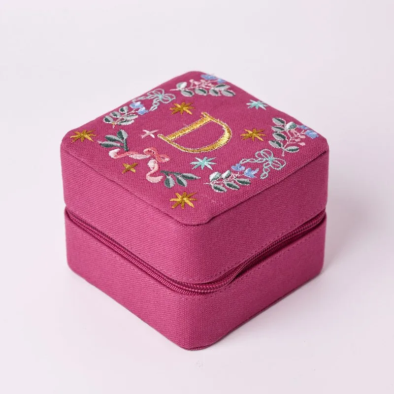 RoyalNest Classic Jewelbox media 4