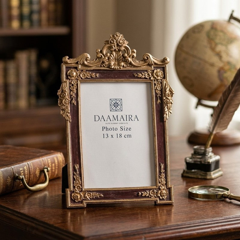 Vintage Crest Photo Frame