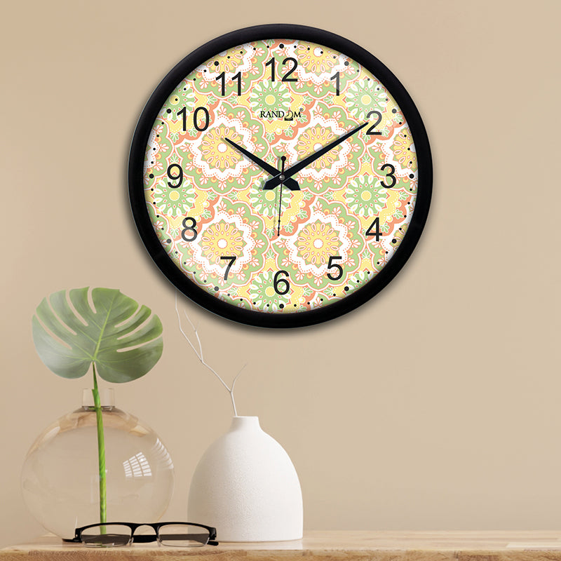 Deshora Analog Wall Clock