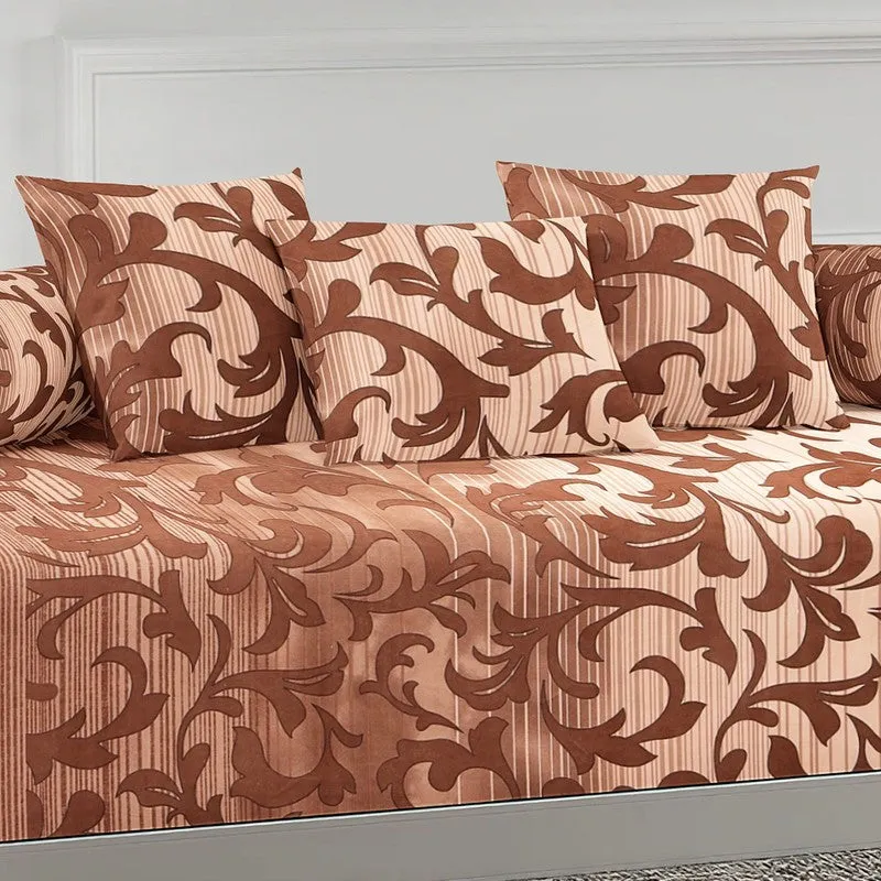 Silora Printed Diwan Set - Six Piece Set media 4