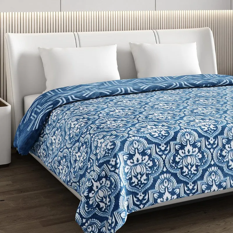 Monte Carlo Crimson Dreamscape Blanket (Blue)- 800 GSM media 5