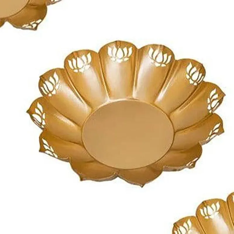 Petalled Urli Set media 4