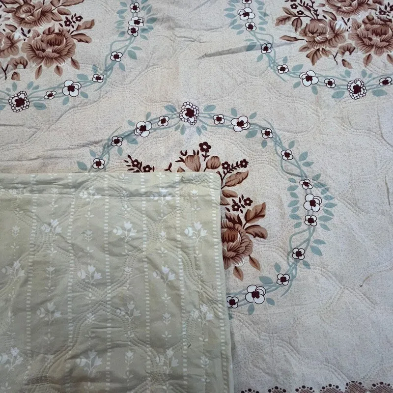 Bloom Theory Cotton Comforters - 300 GSM media 4