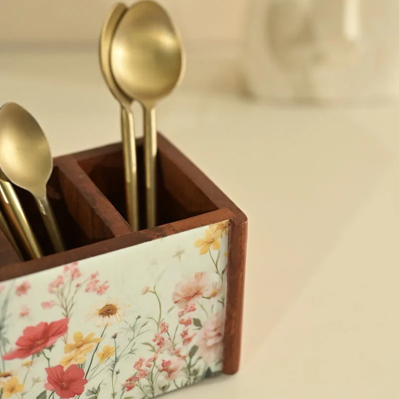 Vervina Wood Cutlery Stand media 3