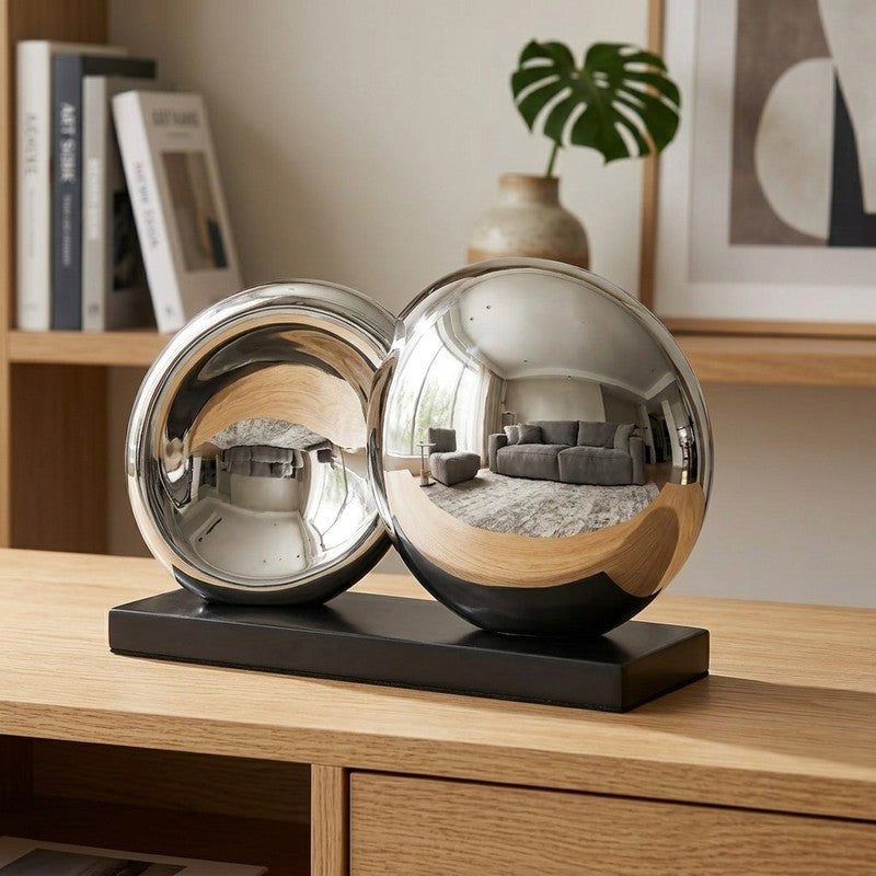 Metallis Sphere Showpiece