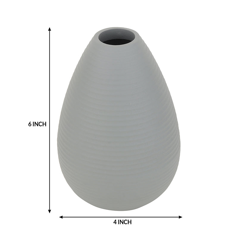Doro Aluminium Vase - Mint Green media 6