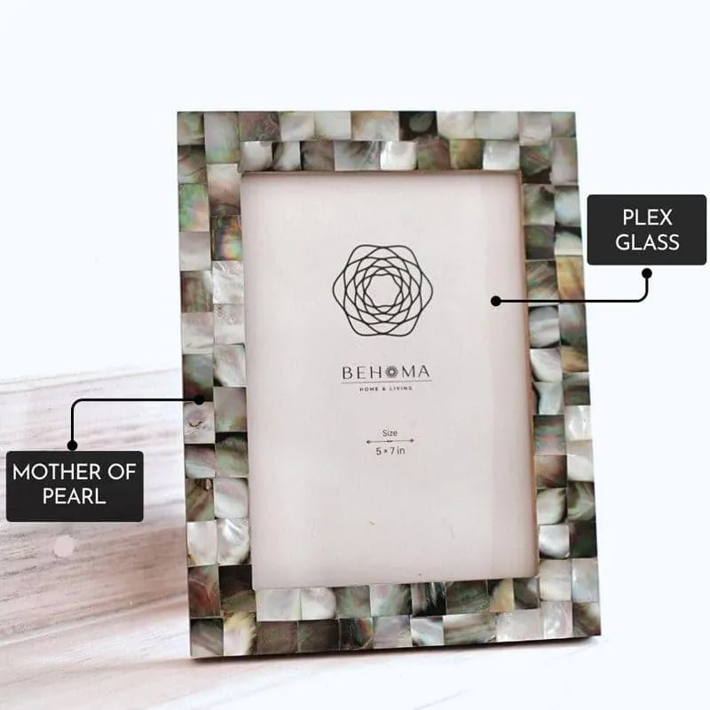 Pearl Perfect Table Photo Frame - Black media 4