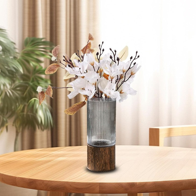 Rivelle Glass Vase media 3