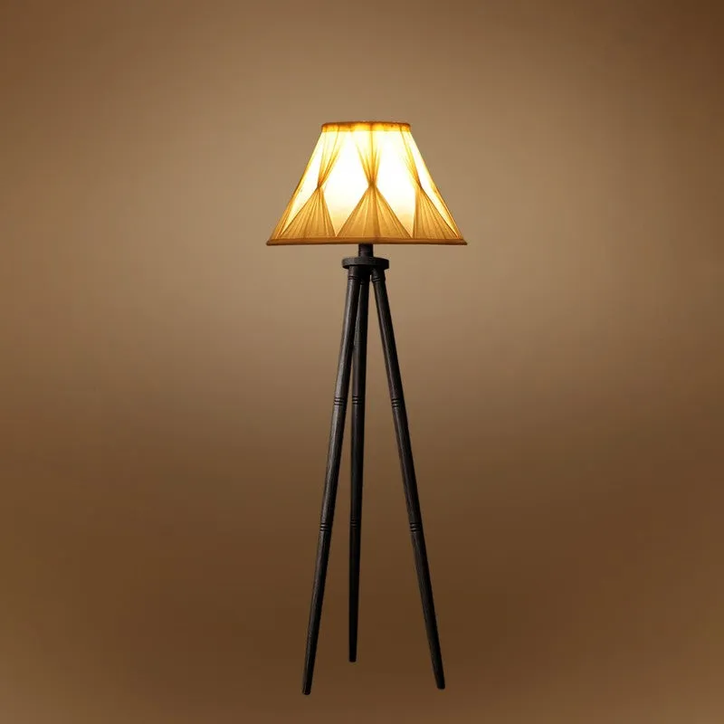 TriRadiant Luxe Floor Lamp media 5