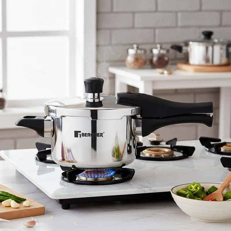 Bergner Argent Triply Pressure Cooker With Outer Lid - 2500 mL media 1
