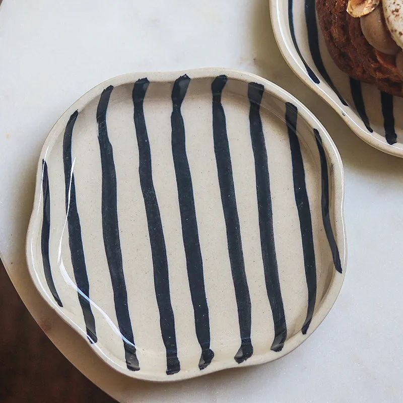 Michela Ceramic Quarter Plate media 1