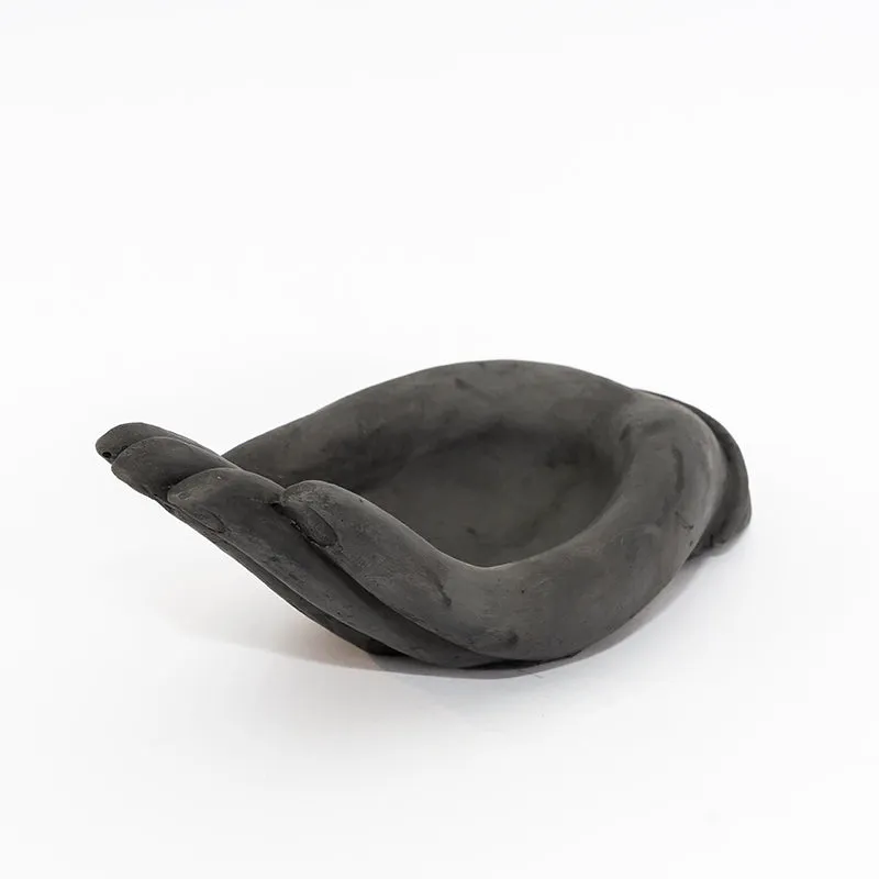 Giver Tealight Candle Holder media 4