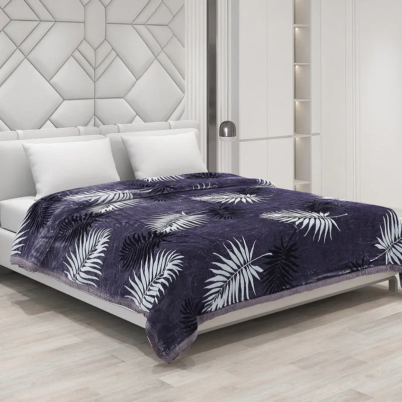 Monte Carlo Terracotta Oasis Blanket (Black) - 1041 GSM media 1