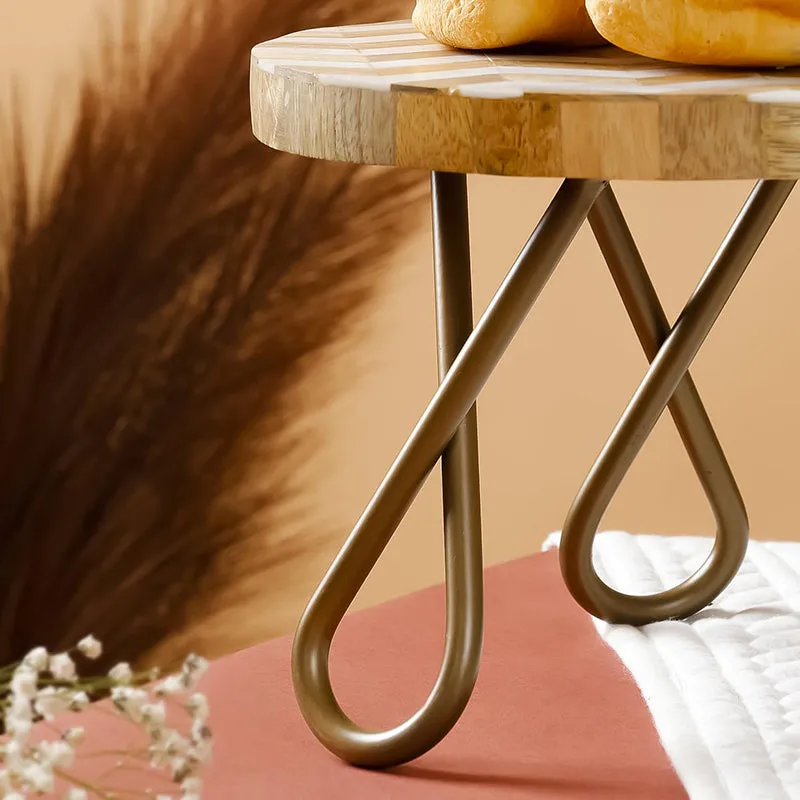 Chevra Cake Stand media 3
