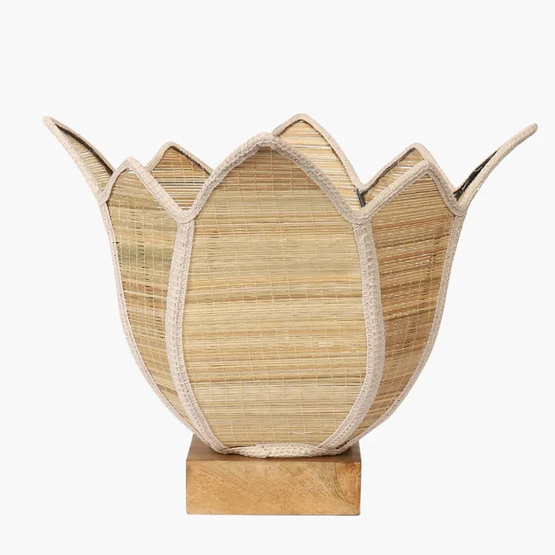 Ambrya Bamboo Petal Edge Table Lamp - Beige media 6
