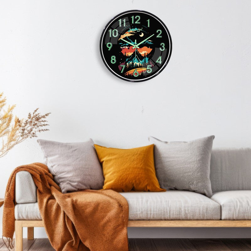 Nocten Round Modern Plastic Wall Clock - Black