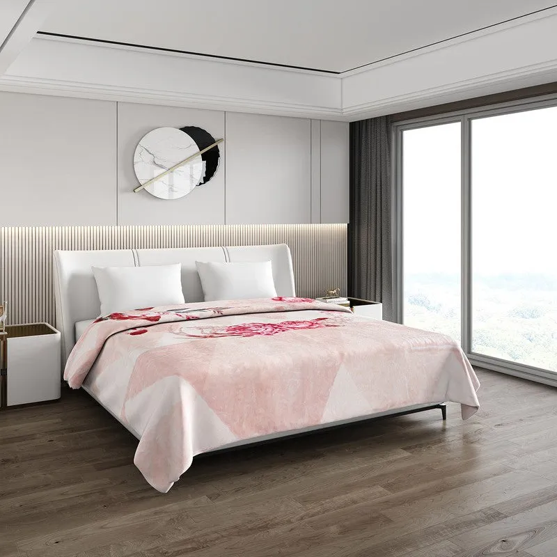 Monte Carlo Blush Blossom Blanket - 1000 GSM media 1