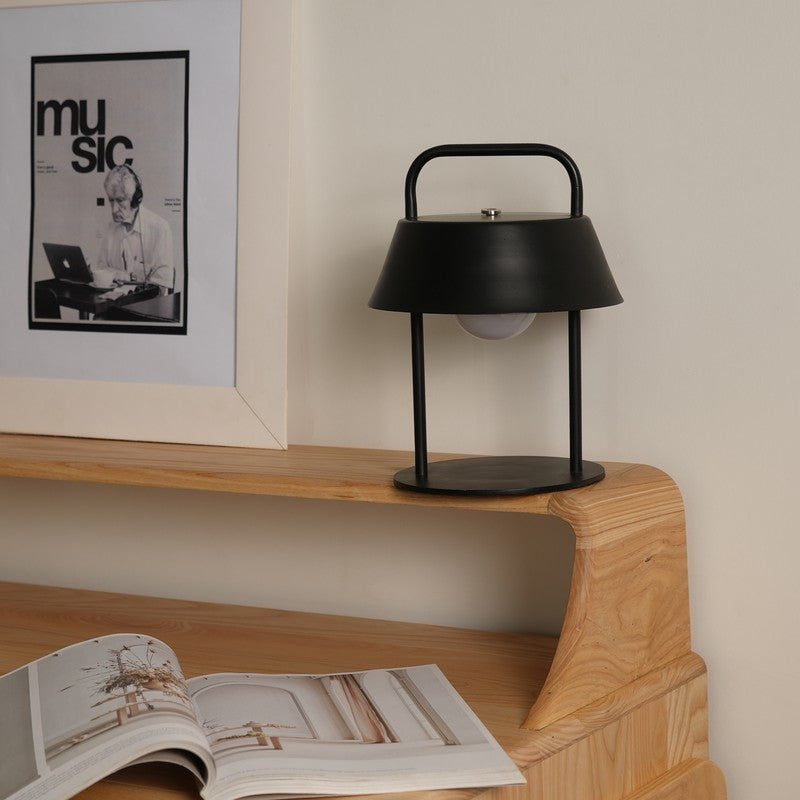 Fig Living Porto Metal Table Lamp - Black media 3