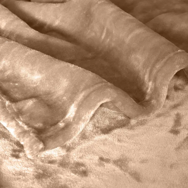 Sarva Polyester Solid Blanket - Beige media 4