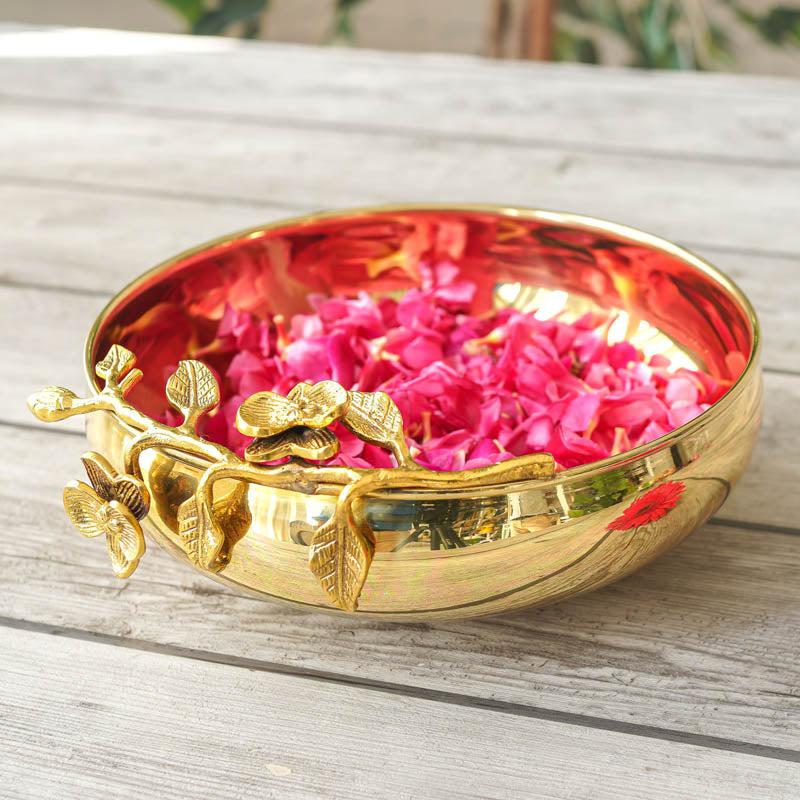 Orchid Bloom Urli - Gold media 6