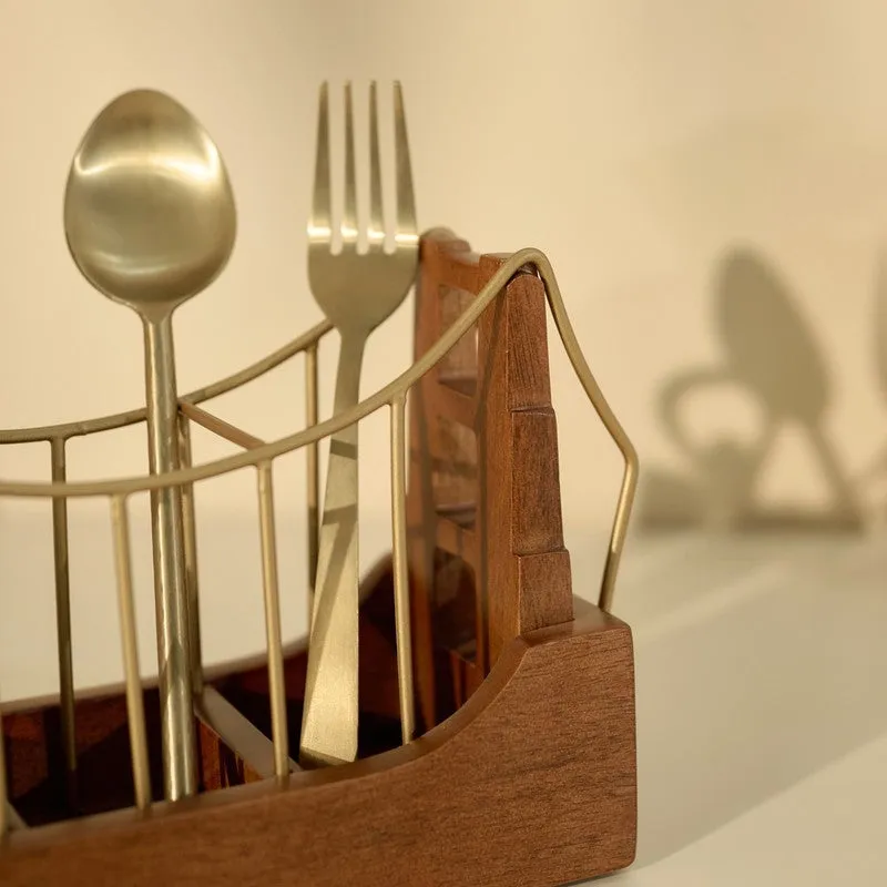 Golden Gate Wooden Cutlery Holder media 10