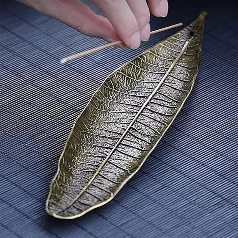 Neva Leaf Invcense Stick Holder media 1