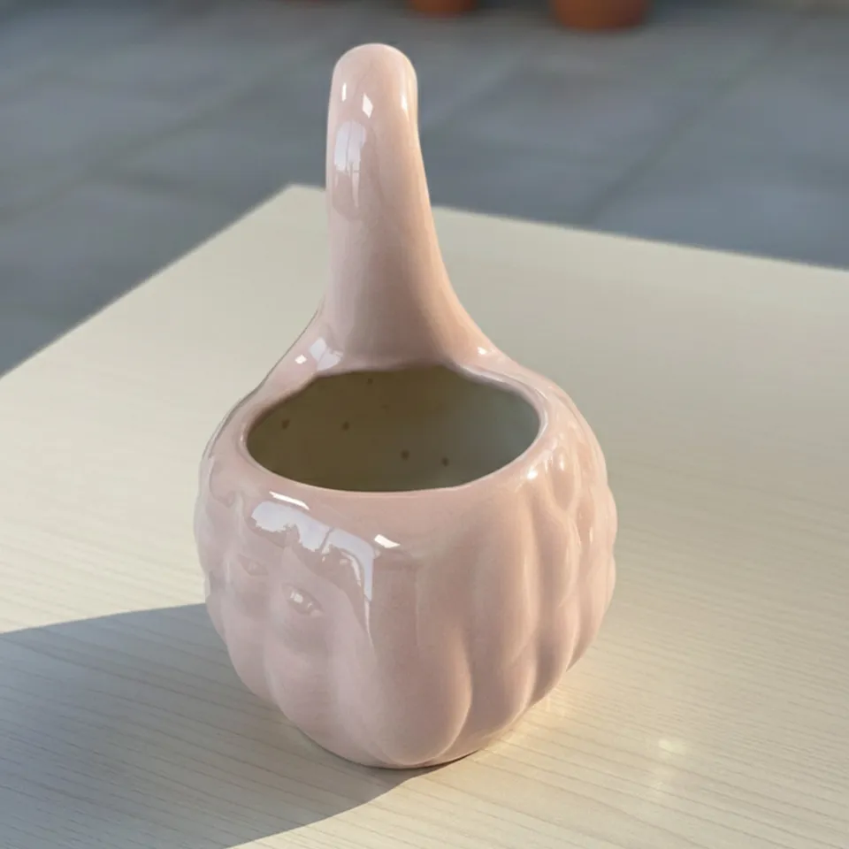 Petal Swan Ceramic Vase - Pink media 6