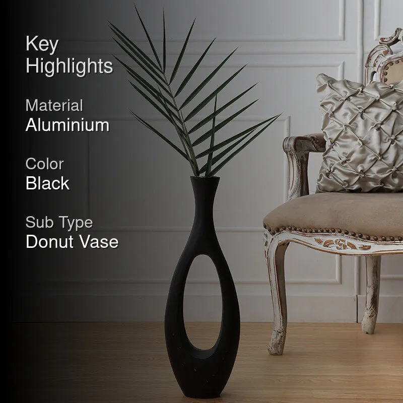 Azra Aluminium Vase - Black media 2