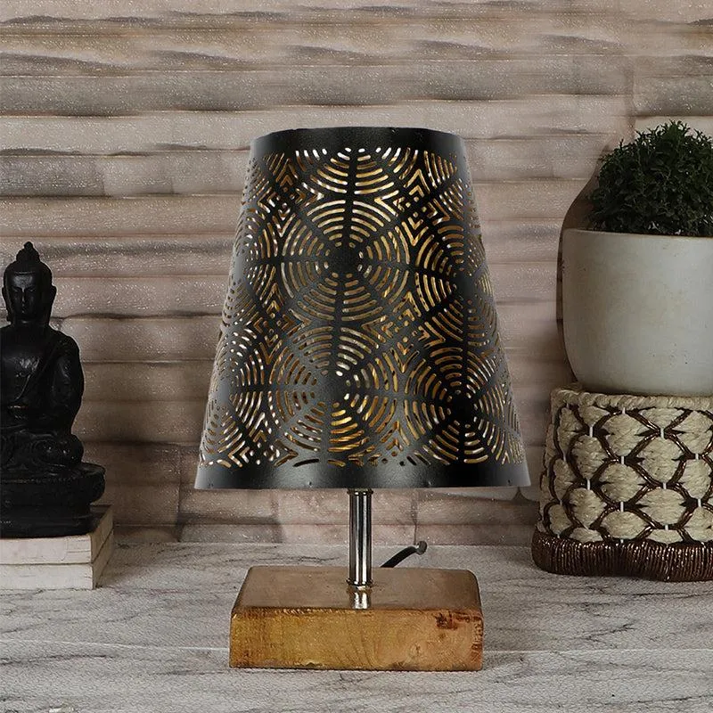 Niksha Etched Metal Table Lamp - Black media 3