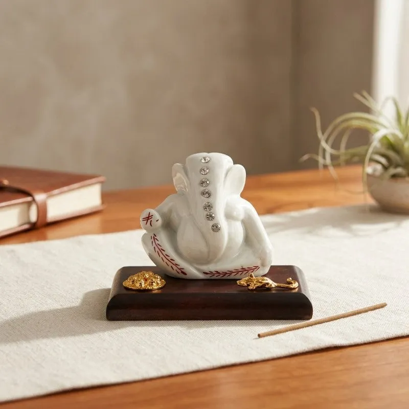 Gajanan Resin Idol media 1