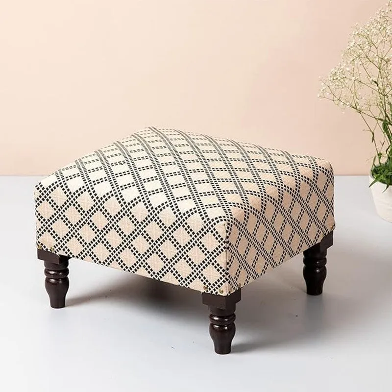 Piro Wooden Stool media 1
