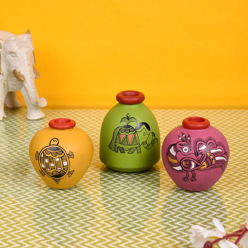 Triva Handcrafted Wall Shelf & Madhubani Vase - Four Piece Set