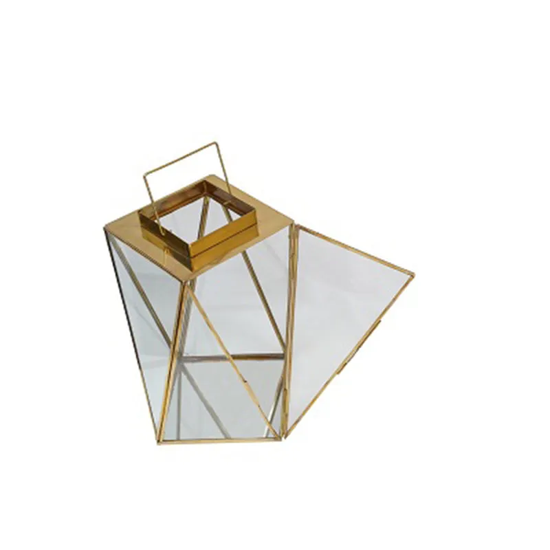 Lantinimo Brass Candle Holder media 3