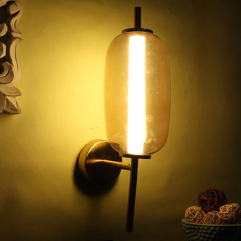 Kria Iron Wall Lamp media 3