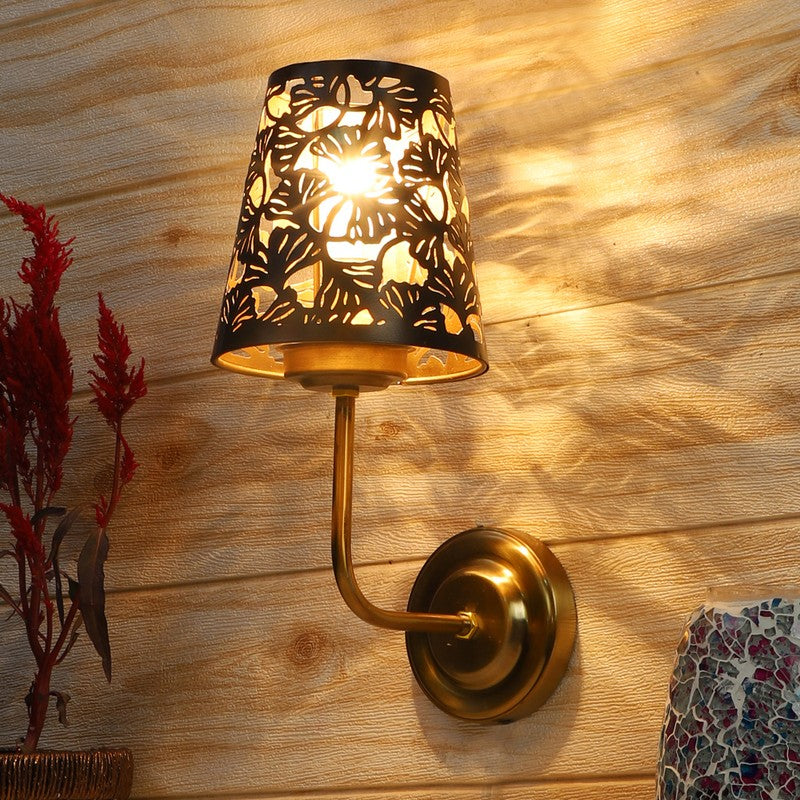 Ornora Metal Wall Lamp