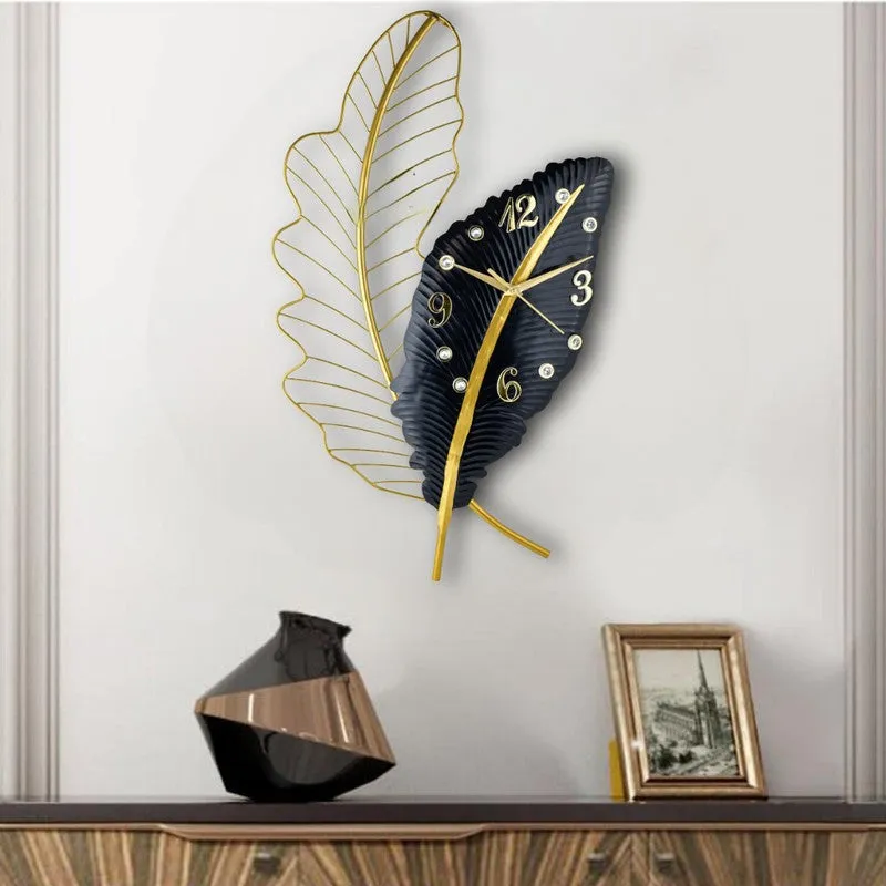 Hourly Silent Wall Clock - Black media 1