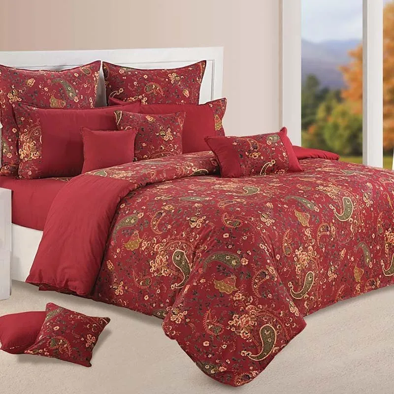 Swayam Pretty Paisley Cotton Comforter - 150 GSM media 1