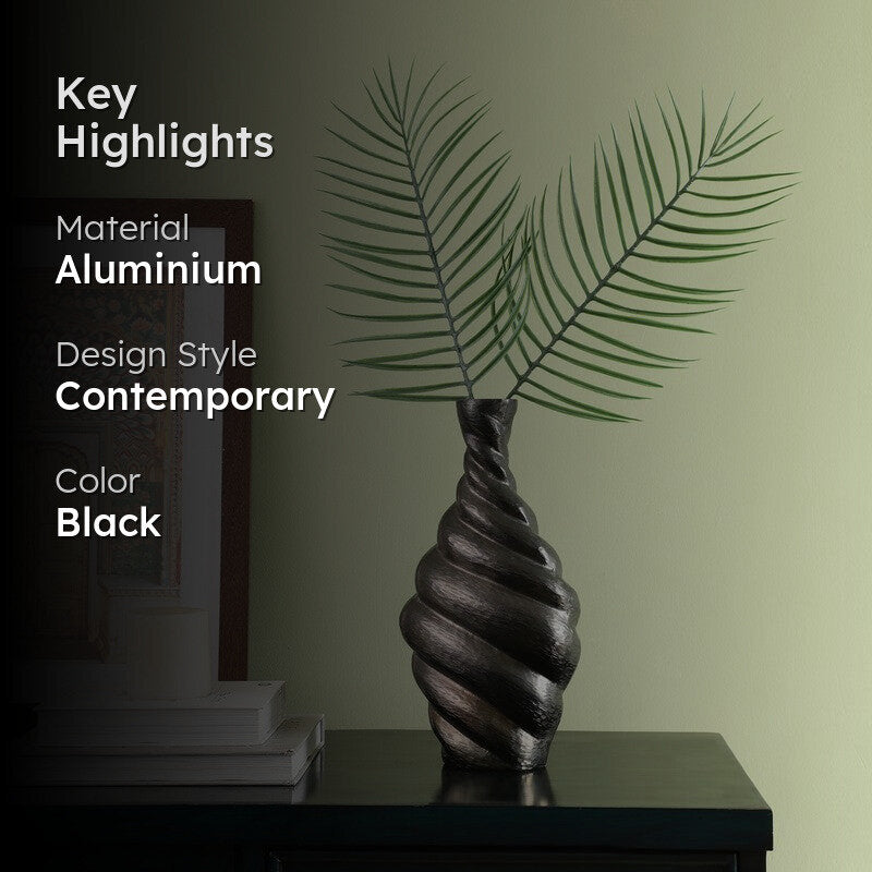 Symfora Aluminium Vase - Black media 2